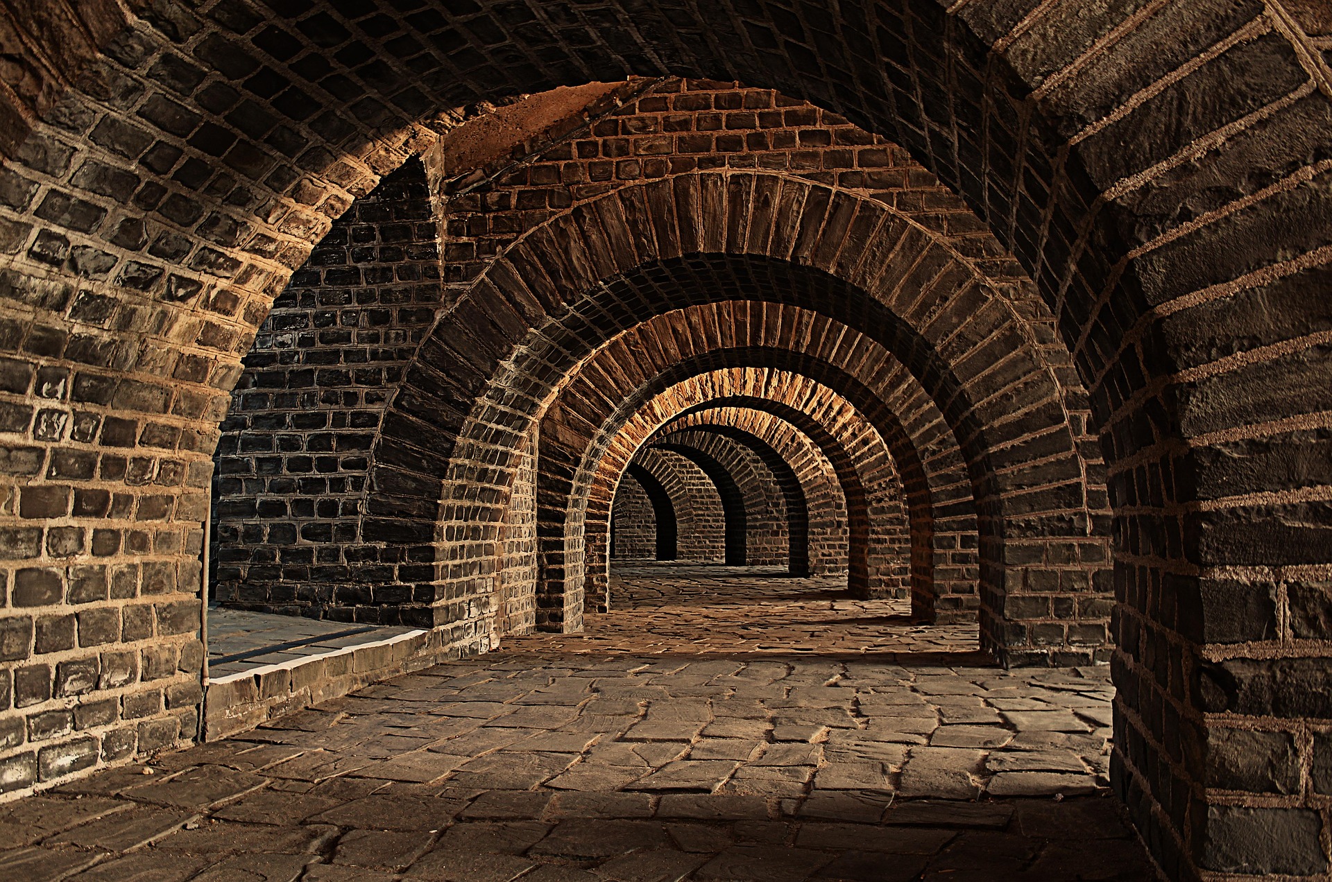 Café in the Crypt